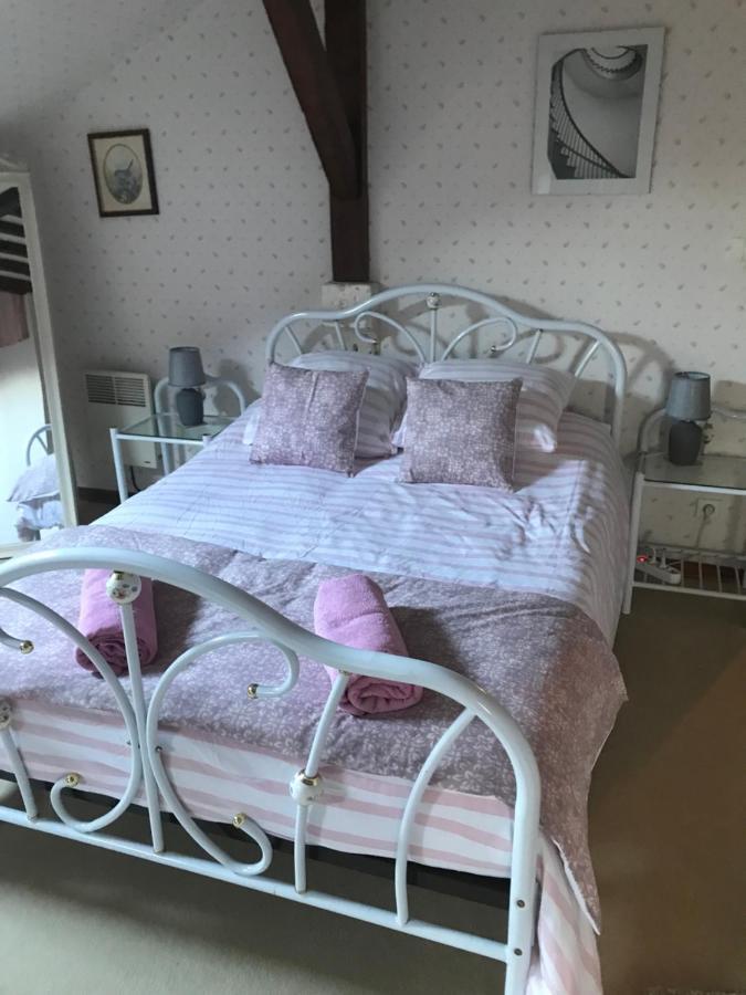 Le Logis Des Quatre Puits Bed and Breakfast Neuvicq-Montguyon Εξωτερικό φωτογραφία
