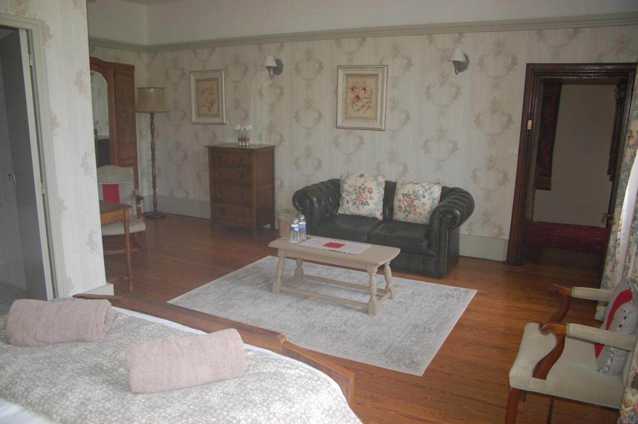 Le Logis Des Quatre Puits Bed and Breakfast Neuvicq-Montguyon Εξωτερικό φωτογραφία