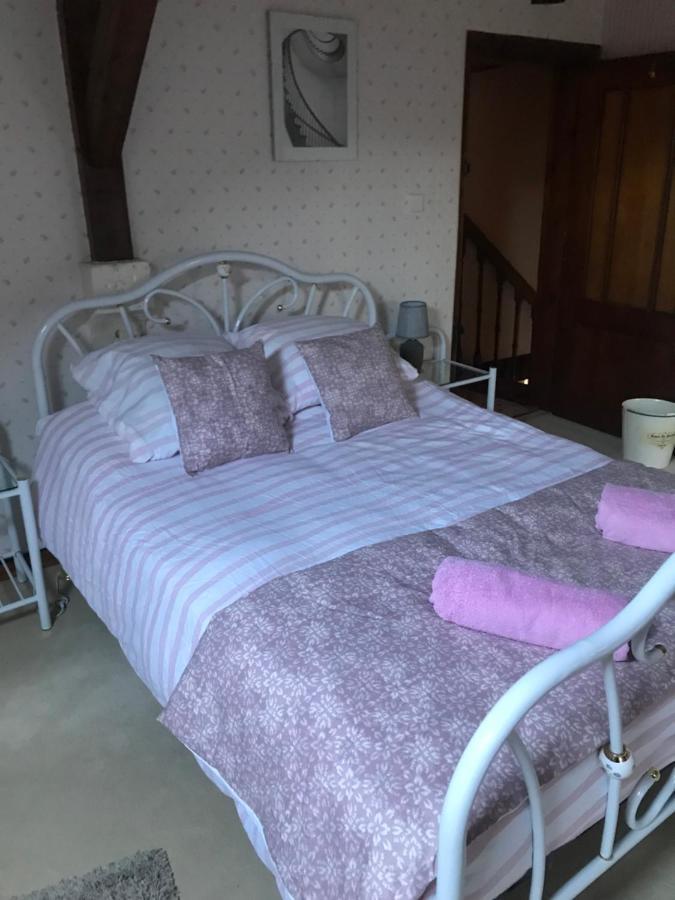 Le Logis Des Quatre Puits Bed and Breakfast Neuvicq-Montguyon Εξωτερικό φωτογραφία